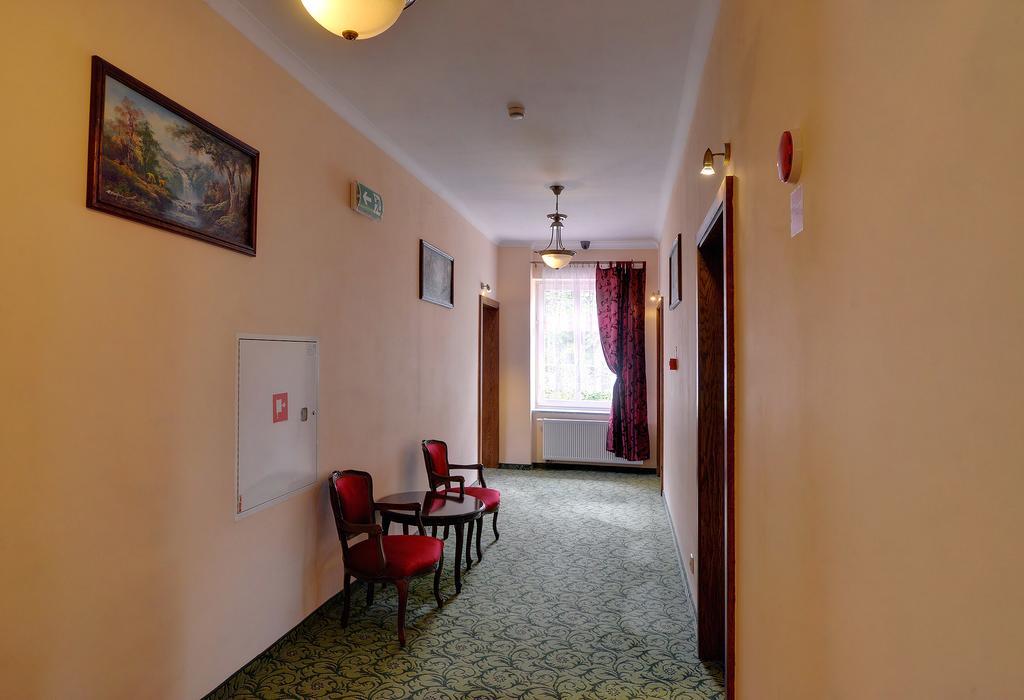 Gosciniec Rudawski Kamienna Gora Exterior foto